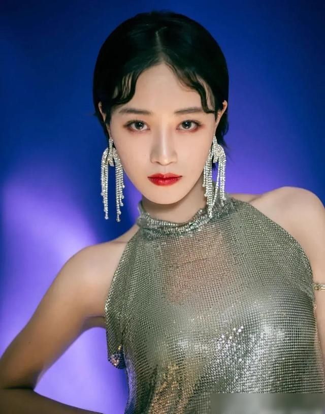  宁静|蓝盈莹：宁静公开表示欣赏的姐姐，我们还有理由继续黑她吗？