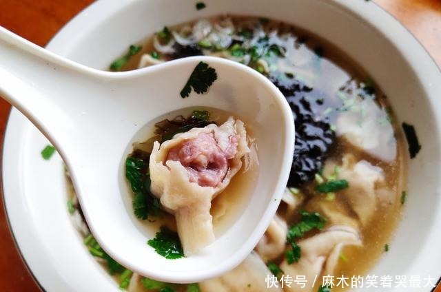 葱姜花椒|北方人是这样吃饺子的,你们南方人学着点,好东西不吃岂不太亏