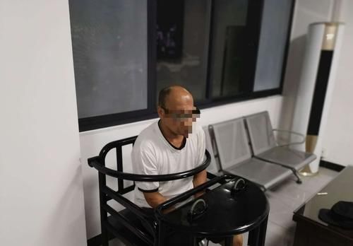  人员|在逃人员叫嚣PK警察被擒