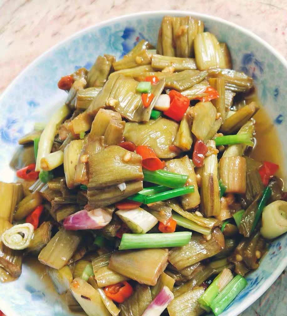  小蛮|入秋“瘦身期”，多吃此菜，开胃下饭，体重不过百，瘦出小蛮腰