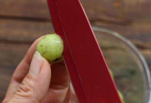  运气|这水果全身都是宝，想吃得靠运气，洗一洗撒上盐，入口有回甘！