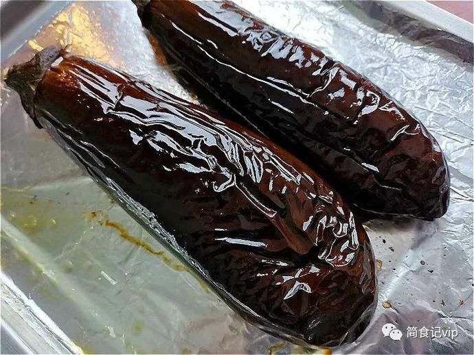  好吃|茄子这样做，比肉好吃多了！