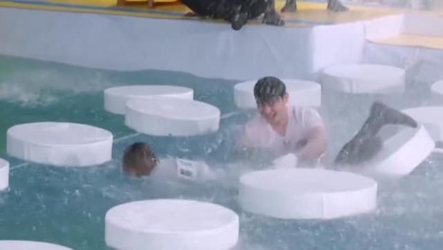  压板|原来最难的游戏不是指压板，也不是撕名牌，难到连李晨都主动放弃