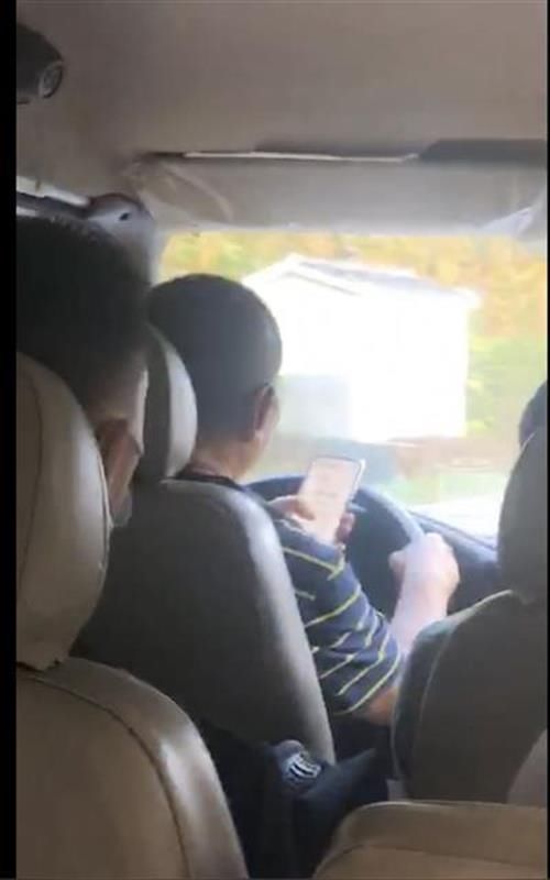 获奖|司机开车“抢红包”，乘客拍视频举报获奖5000元