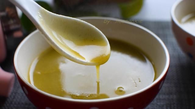  胡萝卜|一个超好吃的早餐汤，比牛奶豆浆都抢手，清热去火防秋燥