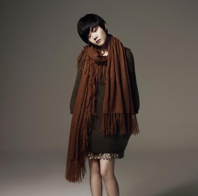  出彩|中年女人如何保持活力年轻感？生活中做到“四不穿”，就会很出彩