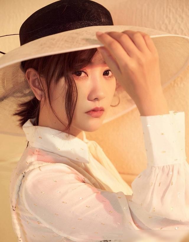 杨蓉|她被于正批“太懒”,进圈24年依旧不火,为何39岁还能片约不断?