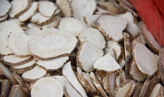 用来炖肉|不管炖什么肉,记得加“这2味”香料,肉越炖越香,没一点腥味