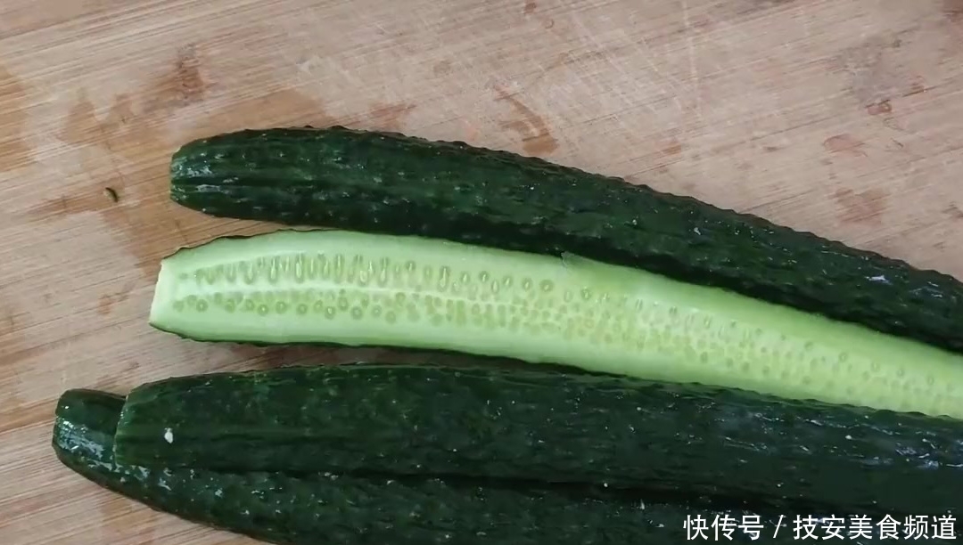  好吃|黄瓜最好吃的做法，营养健康又美味，全家人都喜欢吃！