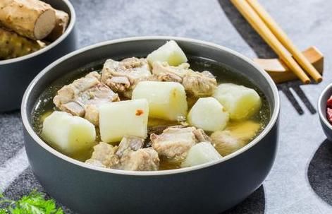  鲜肉|炖排骨汤时，3种调料不要放，好多人不懂，难怪汤不鲜肉不香