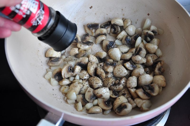  天气|天气热时，吃肉不如吃它，五分钟炒一盘，又鲜又香，天天吃也不腻