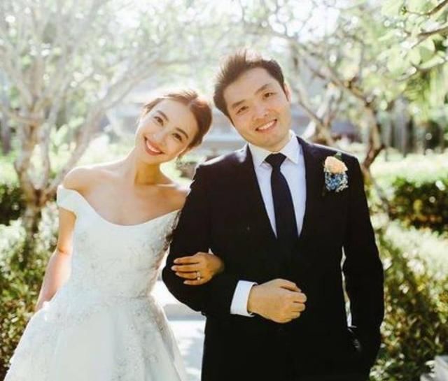  转行|TVB女博士结婚一周年，高调示爱医生丈夫，或退出幕前转行做律师