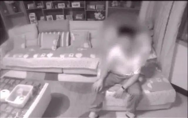 民警小哥哥|90后民警硬核开导沉迷网游初中生,声音太苏被全网搜寻