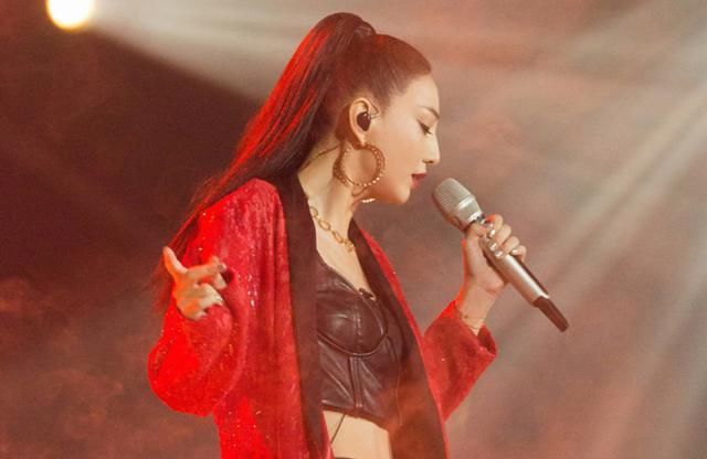  淘汰|《浪姐》五公演组合意外暴露！姐姐们势均力敌，将刮起腥风血雨