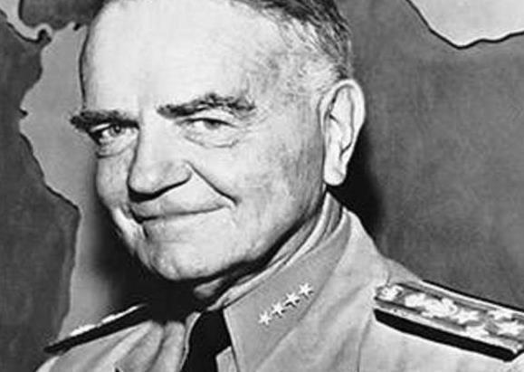 美军|美军自认为所向无敌,深入16级台风中心,几乎让整支舰队覆没