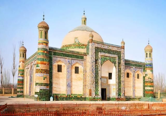  喀什古城|被“极挑”男人帮们安利了一座城，看了风景还无形中还“追了星”