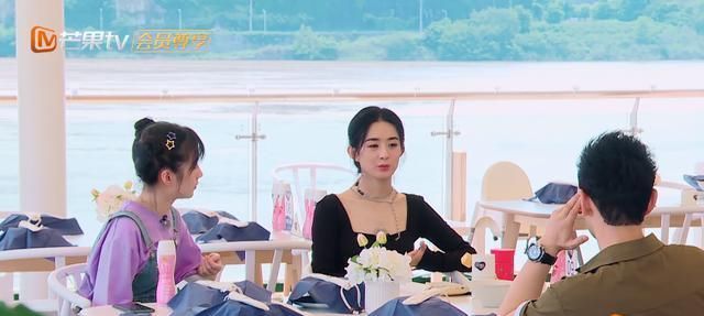  中餐厅|《中餐厅》微信群名曝光，五个字太霸气，李浩菲头像更引热议