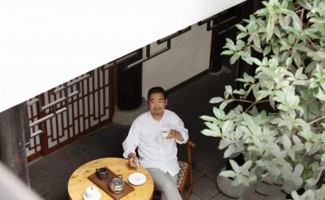  还原|张国立央视回应谣言，并非自己救下整个南极科考队，细节还原真相