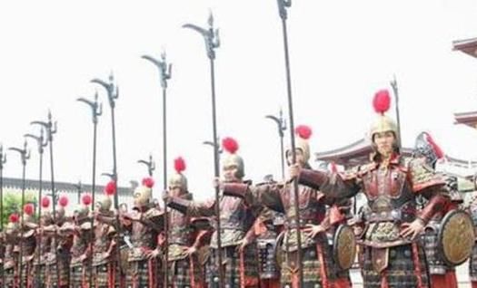  说话|岳飞被陷害后，他的岳家军中为什么没有一人站出来为他说话？