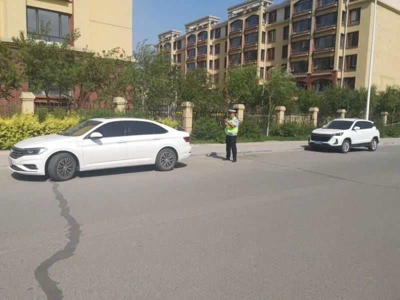 整治|交警行动啦！集中整治市区道路违停乱象！