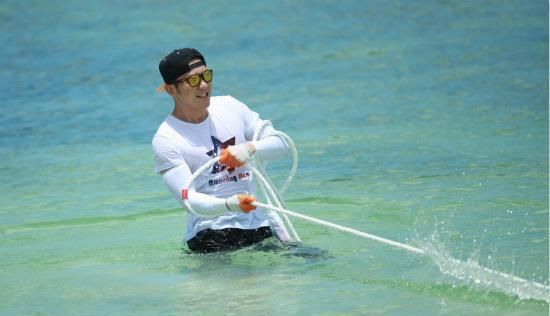  鹿晗|跑男的几大错觉：李晨很强、陈赫很弱、郑恺很快、鹿晗很小