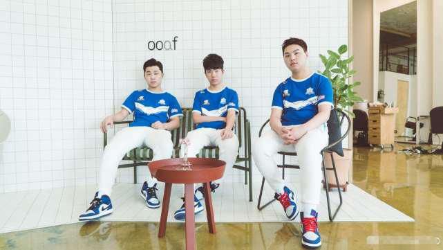  成了很大|“御三家”黑粉越斗越激烈，私信“干扰”选手，AG、E星和QG相继回应！