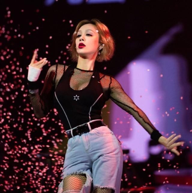  排名倒数第|乘风破浪的姐姐五公曝新瓜？孟佳阿朵复活晋级，宁静生气喊解散吧