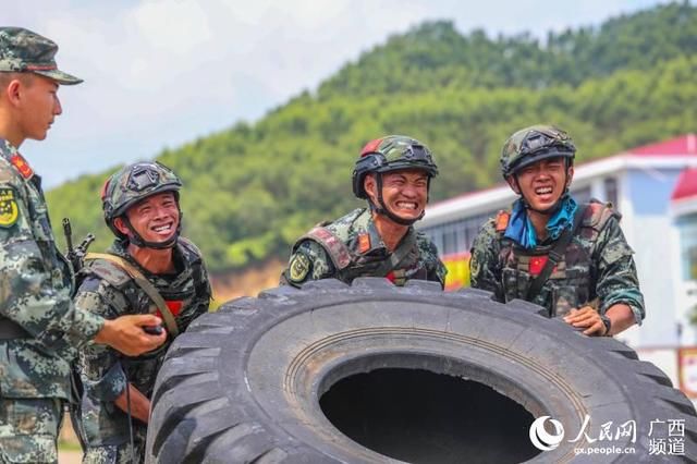 三伏|广西来宾：武警官兵三伏酷暑练兵忙