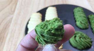 不厌|双色黄油饼干，入口有韧性，香味四溢，越嚼味道越好，百吃不厌。