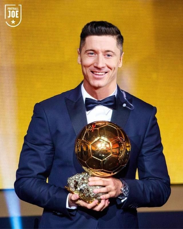  金球|如果金球奖今晚揭晓！范佩西：我的金球前三是莱万丁丁和马内