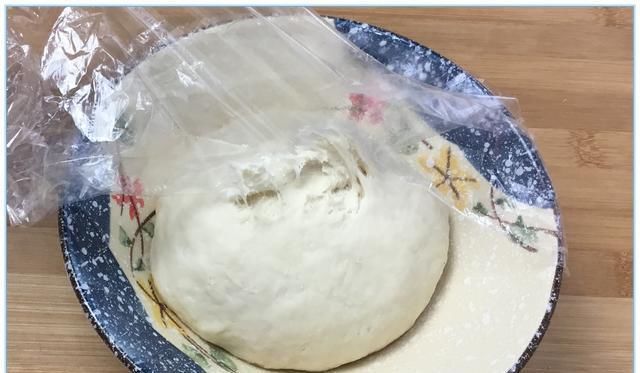 不用|不用高筋面粉,不用揉出筋膜,一样做出好吃的面包