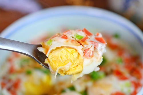 花样|早餐别再吃水煮蛋,花样做法有食欲,一盘也就5元钱,上学娃必备