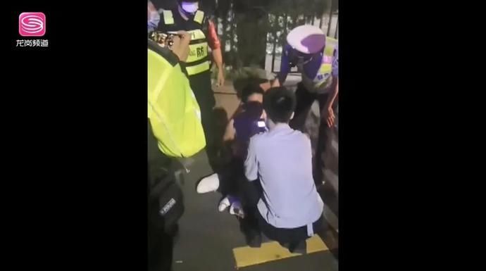 抢车|“醉猫”打人还抢车 恶劣!