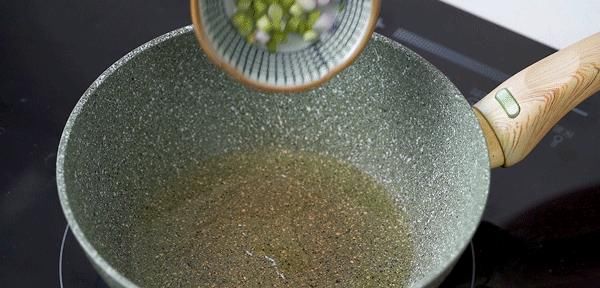 香绝|早餐别只喝豆浆了！这新吃法香绝了，简单又省心