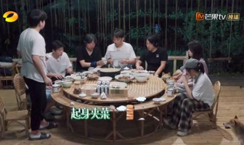 湖南卫视|继黄晓明后,《向往的生活》又迎来最能干的嘉宾,却遭到黄磊冷落