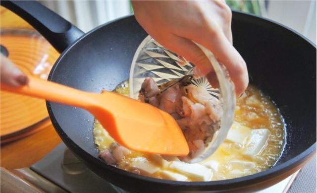 口感|大虾和豆腐这样吃，1周3顿也不会腻，营养口感双翻倍