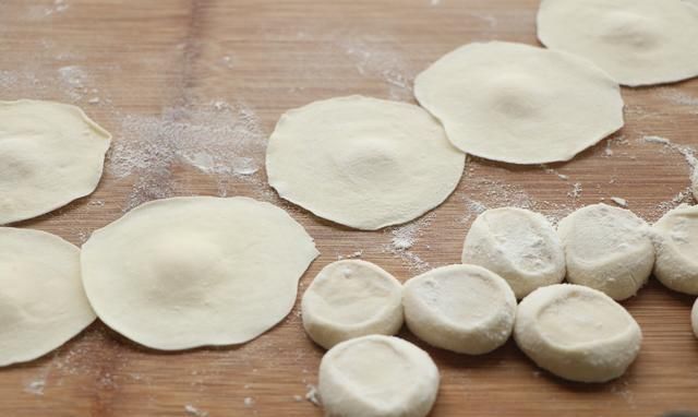  2勺|自制的美味早餐，香软柔滑，比普通水饺好吃更有滋味，特别回味