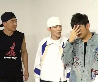 魔术|周杰伦直播30分钟收入超2000万!没唱歌超无聊,连关之琳都来捧场