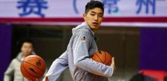  回应|回应令人浮想联翩，中国篮坛顶级中锋或投奔李春江，未来值得期待