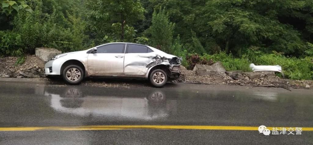  油罐车|盐津交警破案显神速，群众赠锦旗用心点赞