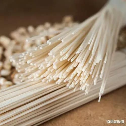  添加|全国面条抽检报告：中鹤、貝因美上“黑榜”;另有9批次添加防晒霜常见成分