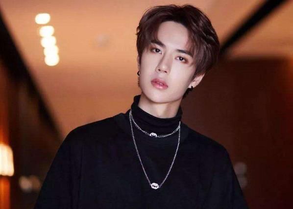  王一博和张|王一博回复张萌的话是什么？观众听完后鼓起掌来