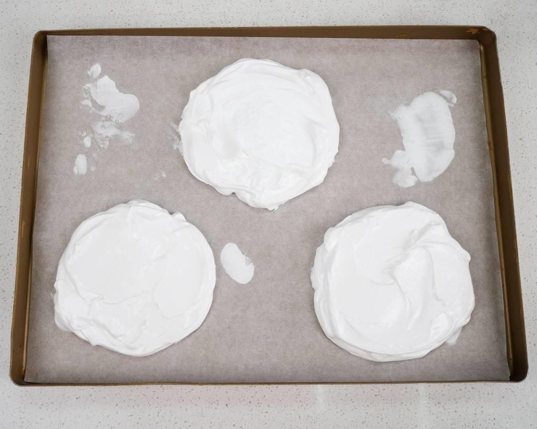  帕夫洛娃|新西兰国宝级甜品—帕夫洛娃蛋糕，口感绝佳的酥奶油蛋糕