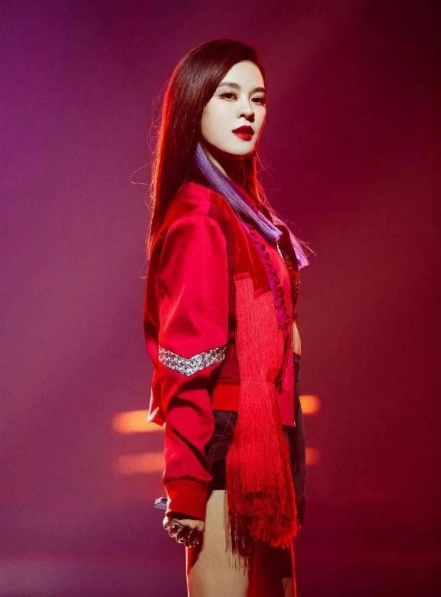  琦琦子|浪姐二公！姐姐们的妆发“翻车”了？！