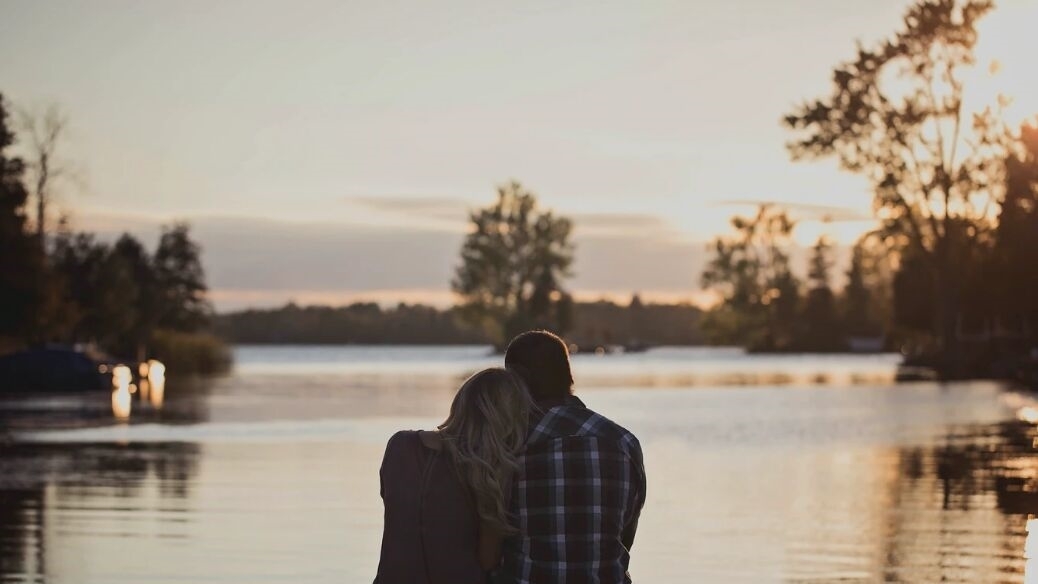 爱情|爱过,不后悔;放下,不回头