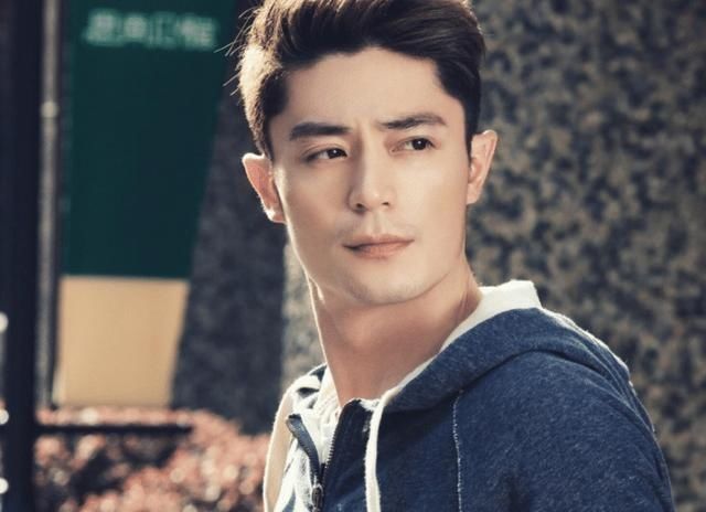 建华|霍建华一家三口度假,林心如晒完老公又晒女儿,素颜怼脸拍太真实