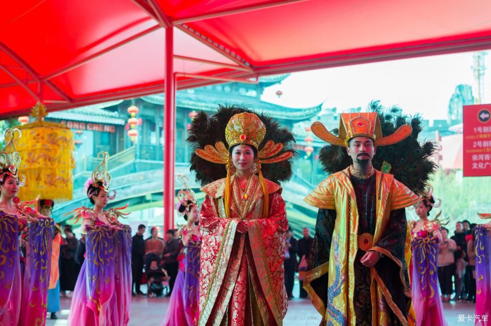 主题酒店|杭州有很多美景与动人的故事,宋城千古情的表演也非常震撼