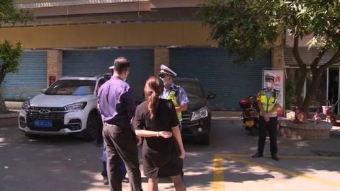 小区|肇庆高新区：占用小区消防通道 车主被罚款