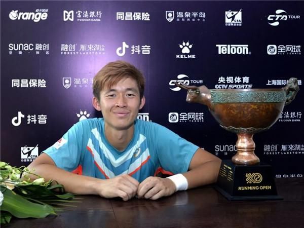 成就|费德勒“小师弟”一日双冠!久事新业务成就新冠军