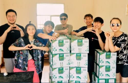  感动|向往的生活收官，陈赫被劝饭，娜娜子枫友情感动，黄磊宋丹丹哭了